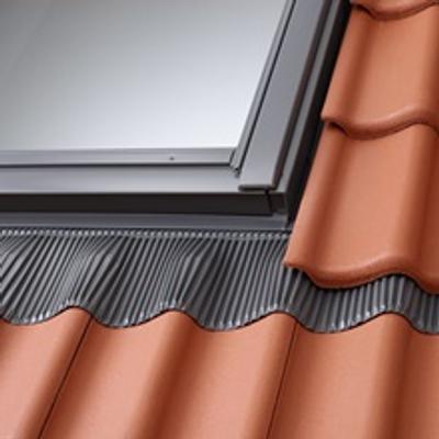 Velux beépítő készlet EDW 2000 UK10 134x160 cm
