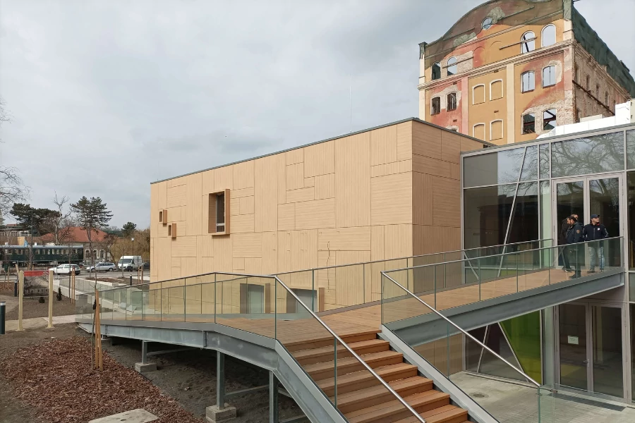 Trespa® Meteon® - esztétikai színvonal, tartósság, magas minőség.
