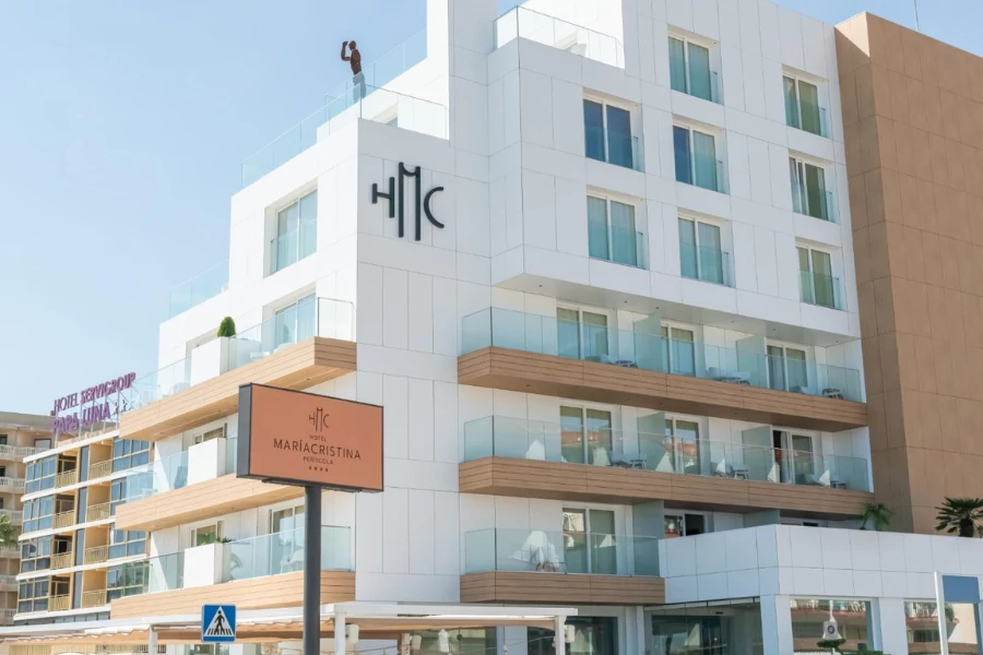 Modern átépítés – Hotel Maria Cristina Spanyolországban