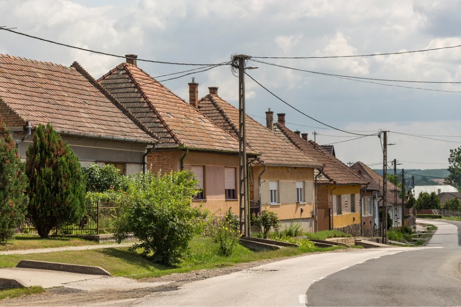 Kádár-kocka és energiahatékonyság? - Felújítási lehetőségek hőszigeteléssel